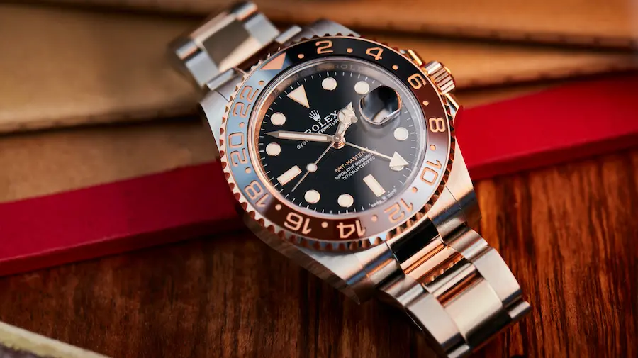 L'orologio Rolex GMT-Master II Oro Rosa e Acciaio: Icona di Stile e Funzionalità